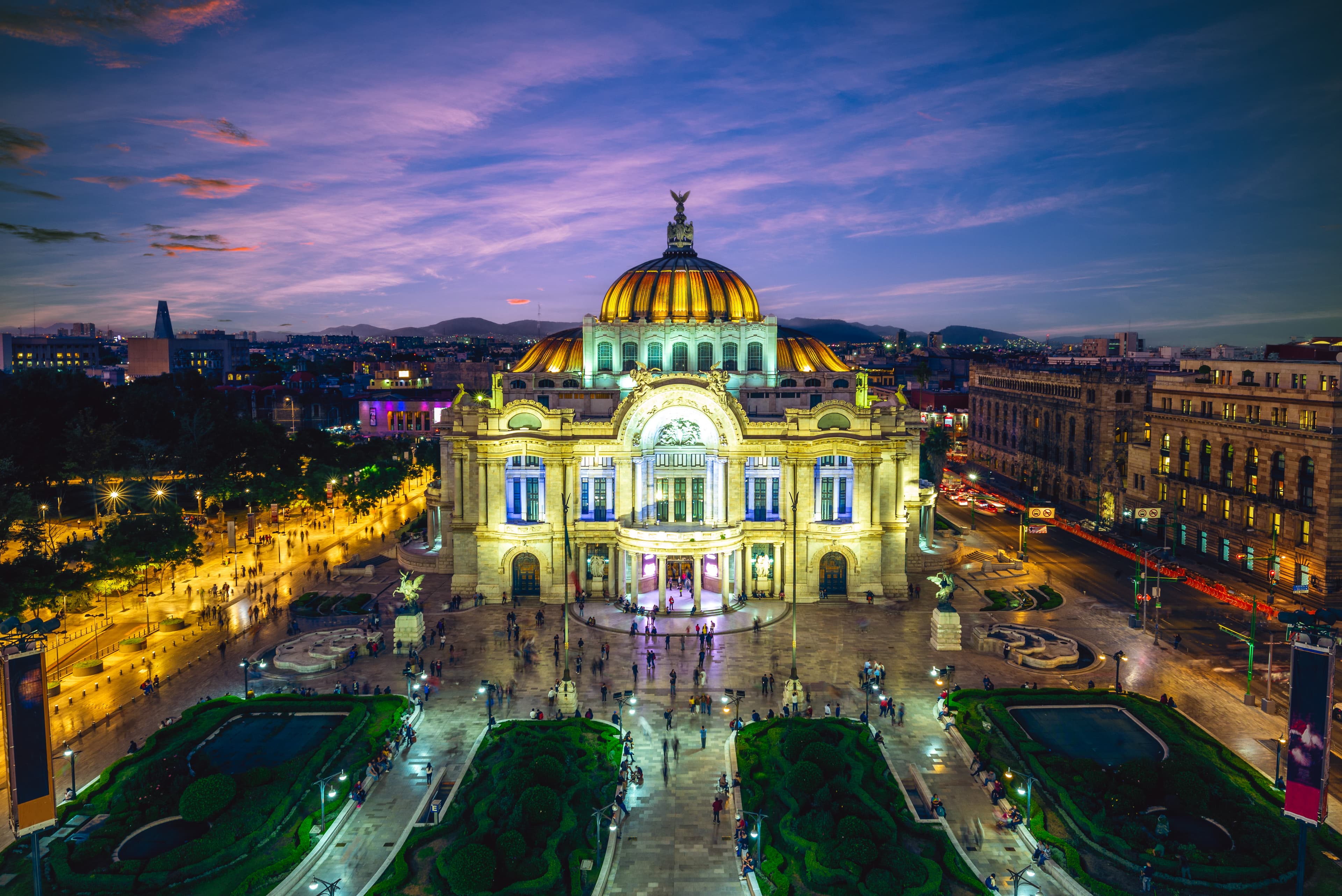 Palacio de Bellas Artes in Mexico City at twilight